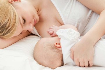 Začátky kojení aneb první mateřská výzva
