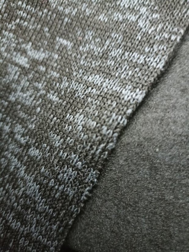 Fleece, 1 Meter, schwarze Highlights
