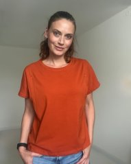 Kojicí tričko se zipem Kira, oversized – skořicové
