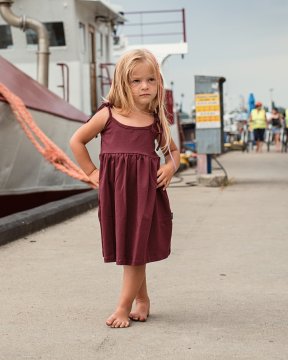 Girls' dresses and skirts