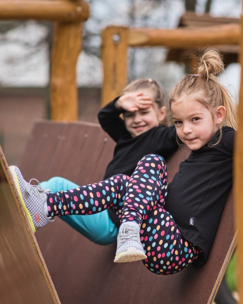 Children's leggings, colored polka dots :: Jozanek.com