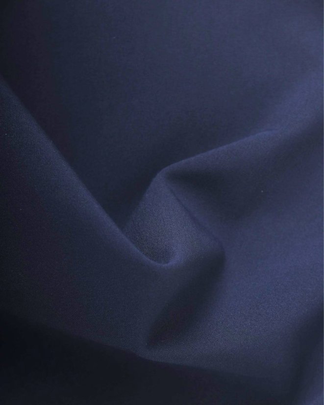 Zvyšok látky: zimný fleecový softshell, tmavo modrý