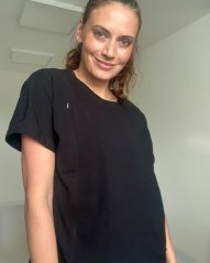 Kojicí tričko se zipem Kira, oversized – černé
