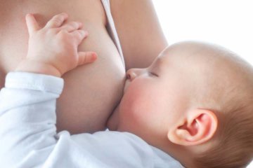 Správná technika při kojení