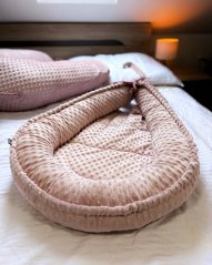 Baby nest, large, powder pink.