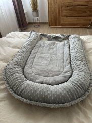 Babymatte für Nestchen oder Kinderwagen, grau