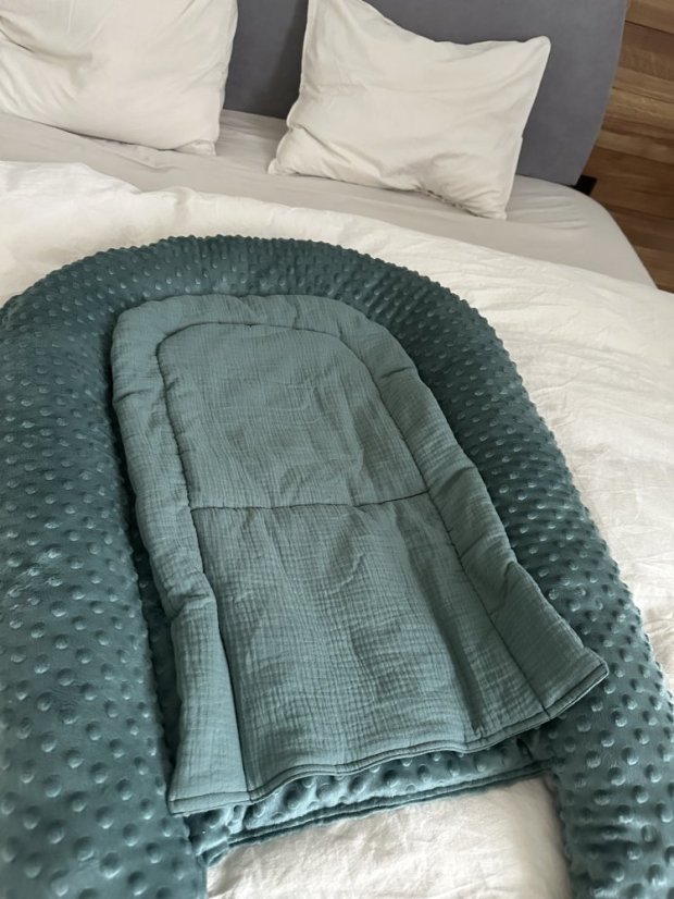 Babymatte für Nestchen oder Kinderwagen, grün