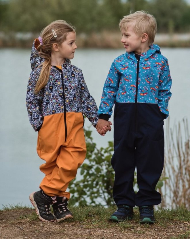 Detská softshellová kombinéza – autá - Veľkosť: 116