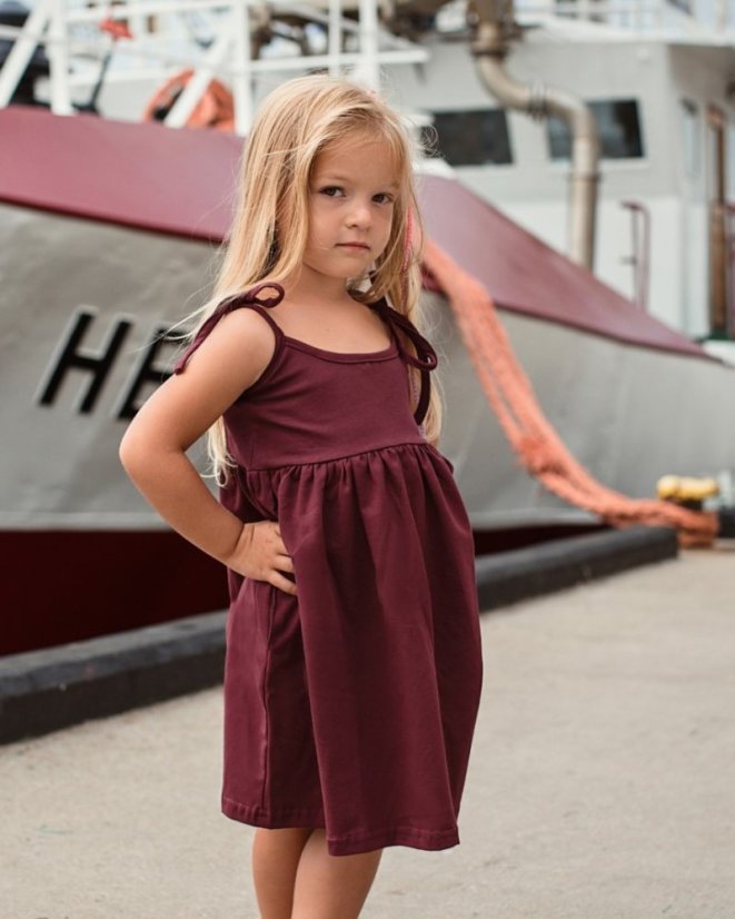 Children's dress with pockets and tie shoulder straps, burgundy - Size: 116