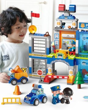 Policie - Minimální věk - 3 roky